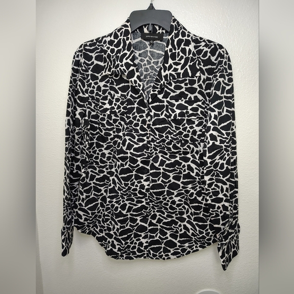 Jones New York Tops - JONES NEW YORK Women's Cotton Blouse Long Sleeve Animal Print Black White L